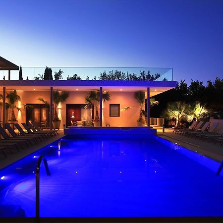 Seventeen Hotel Valbonne Ngoại thất bức ảnh