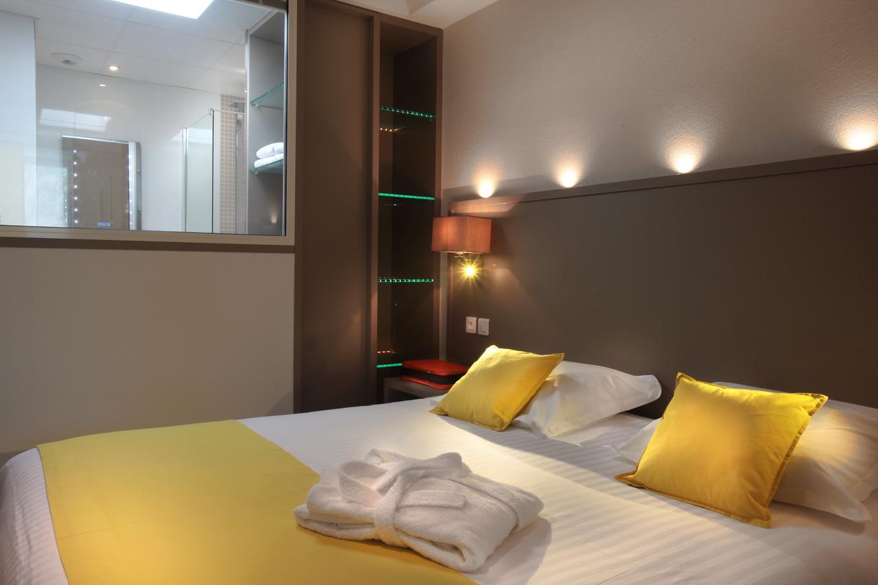 Seventeen Hotel Valbonne Ngoại thất bức ảnh