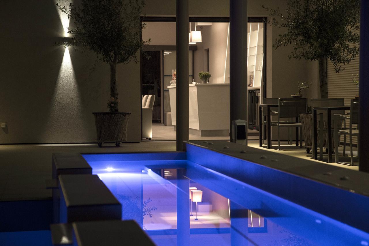 Seventeen Hotel Valbonne Ngoại thất bức ảnh