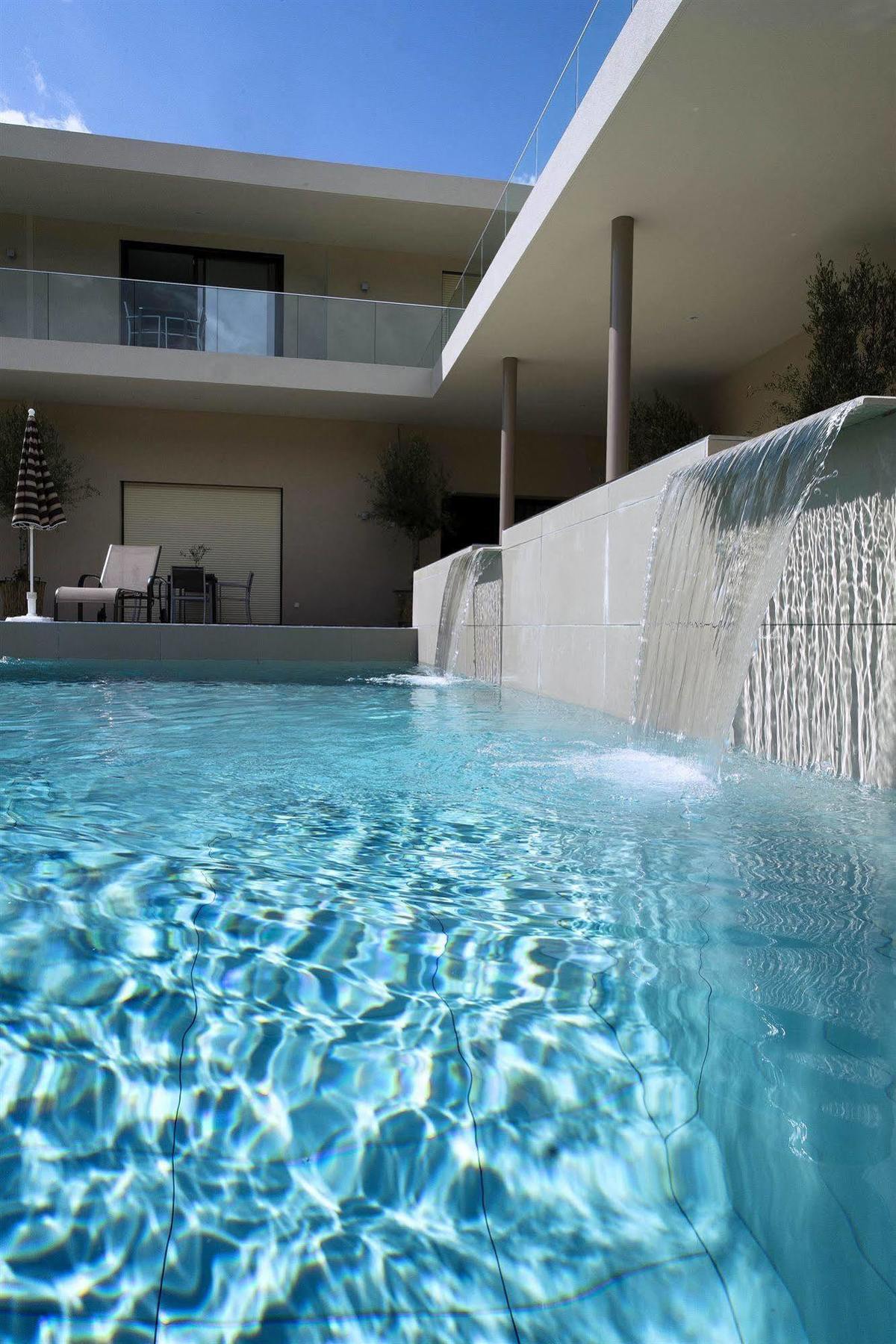 Seventeen Hotel Valbonne Ngoại thất bức ảnh
