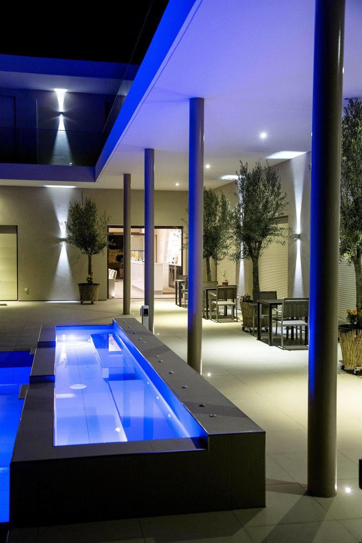 Seventeen Hotel Valbonne Ngoại thất bức ảnh